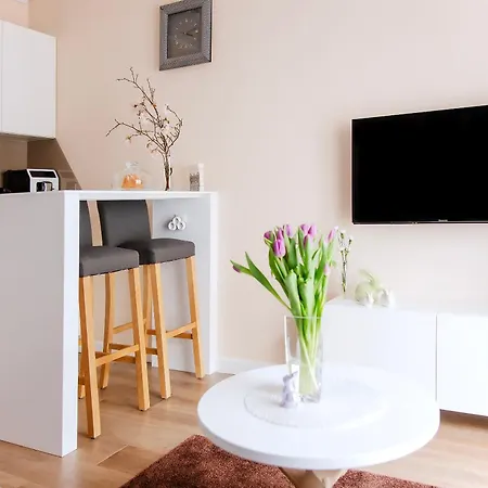 アパート Bimba & Free Parking ポズナン