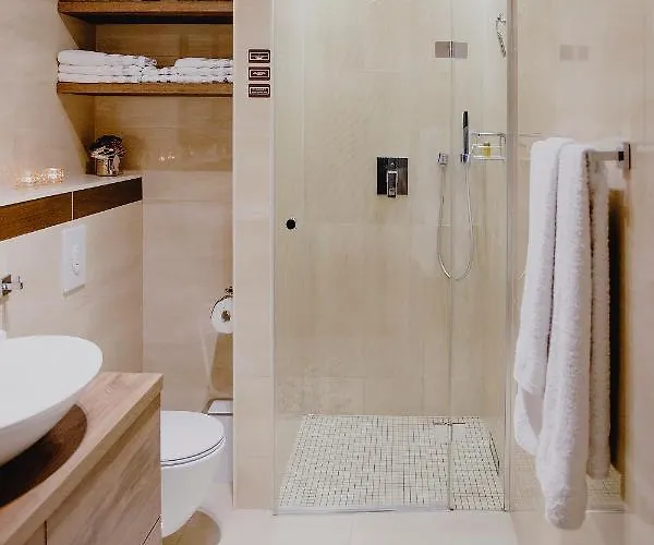 Bimba & Free Parking Poznan